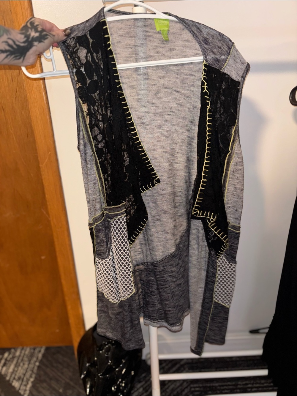 Light Gray Open-Front Women's Cardigan with Black Lace Trim